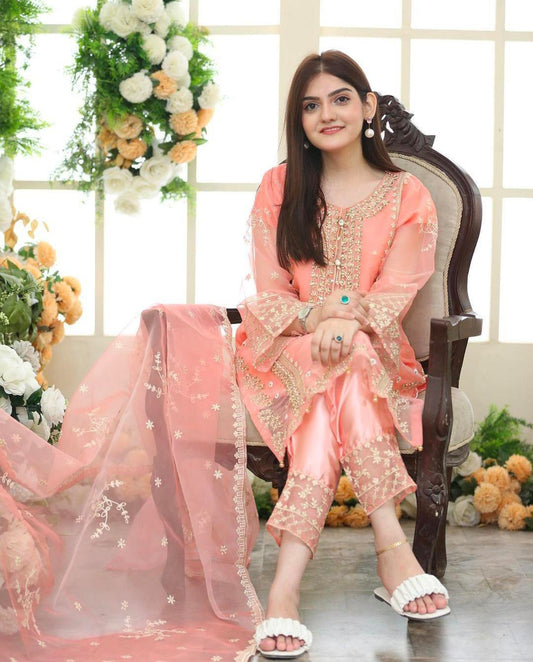 Embroidered Organza Suit – 3-Piece Pink Set for Women