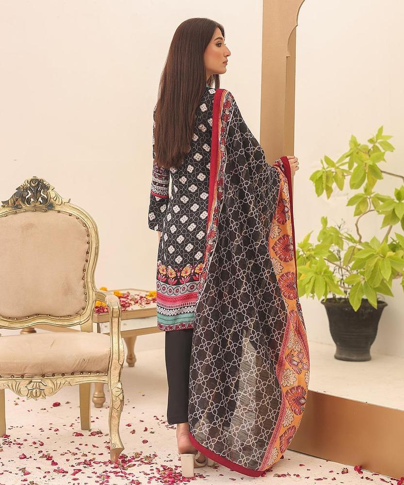 3 Pcs Women's Unstitched Swiss Lawn Printed Suit
