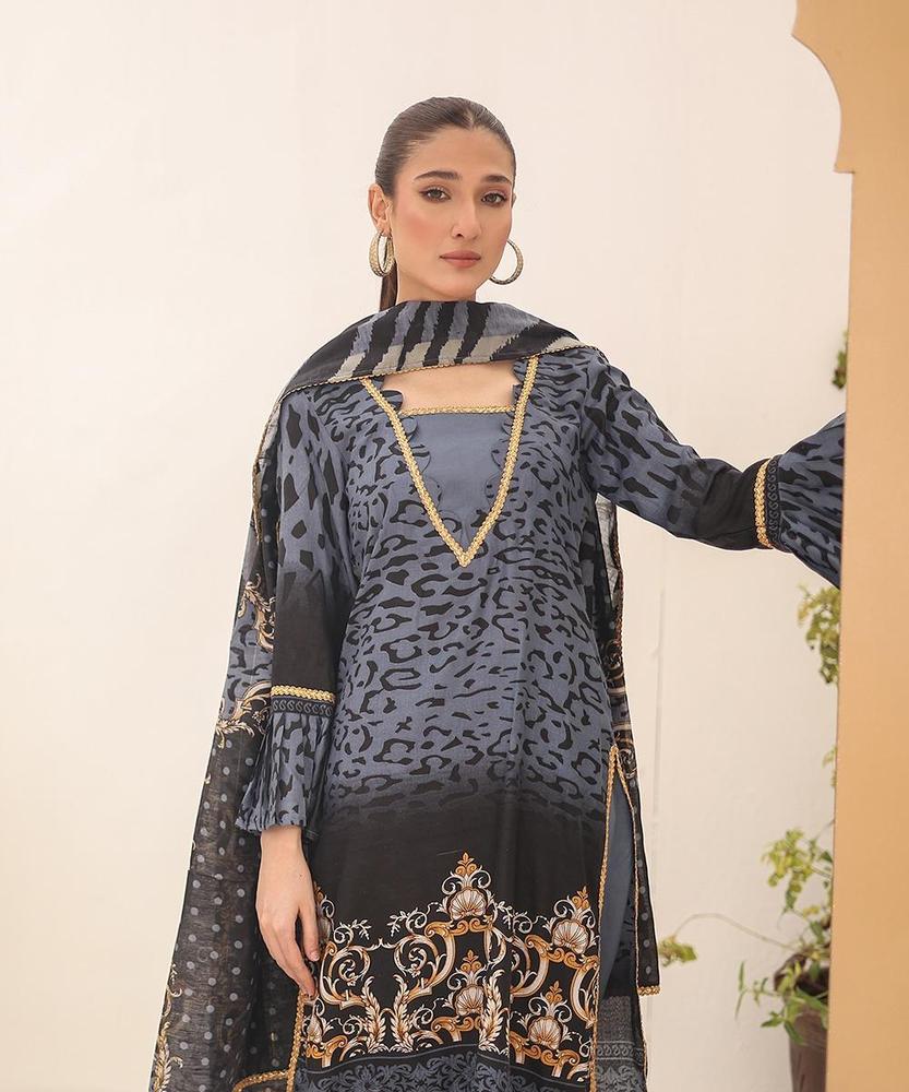 3 Pcs Women's Unstitched Swiss Lawn Printed Suit
