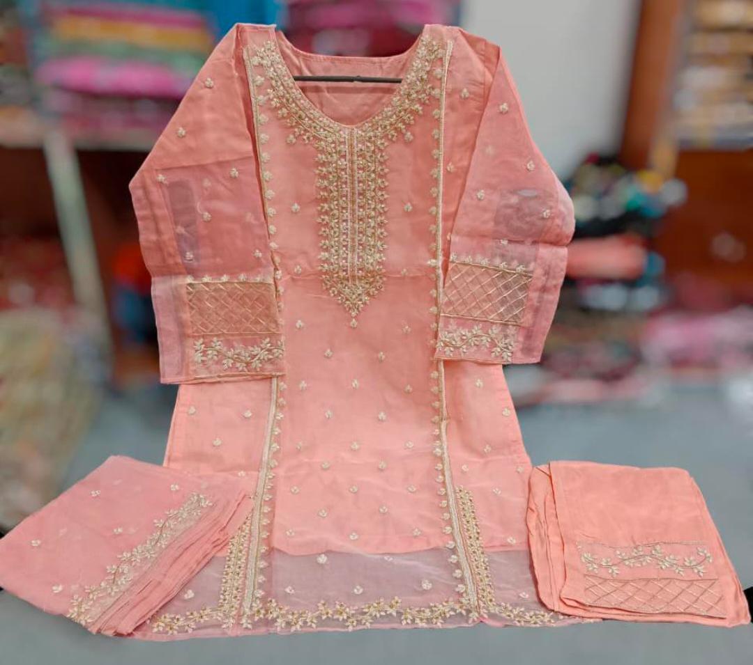 Embroidered Organza Suit – 3-Piece Pink Set for Women