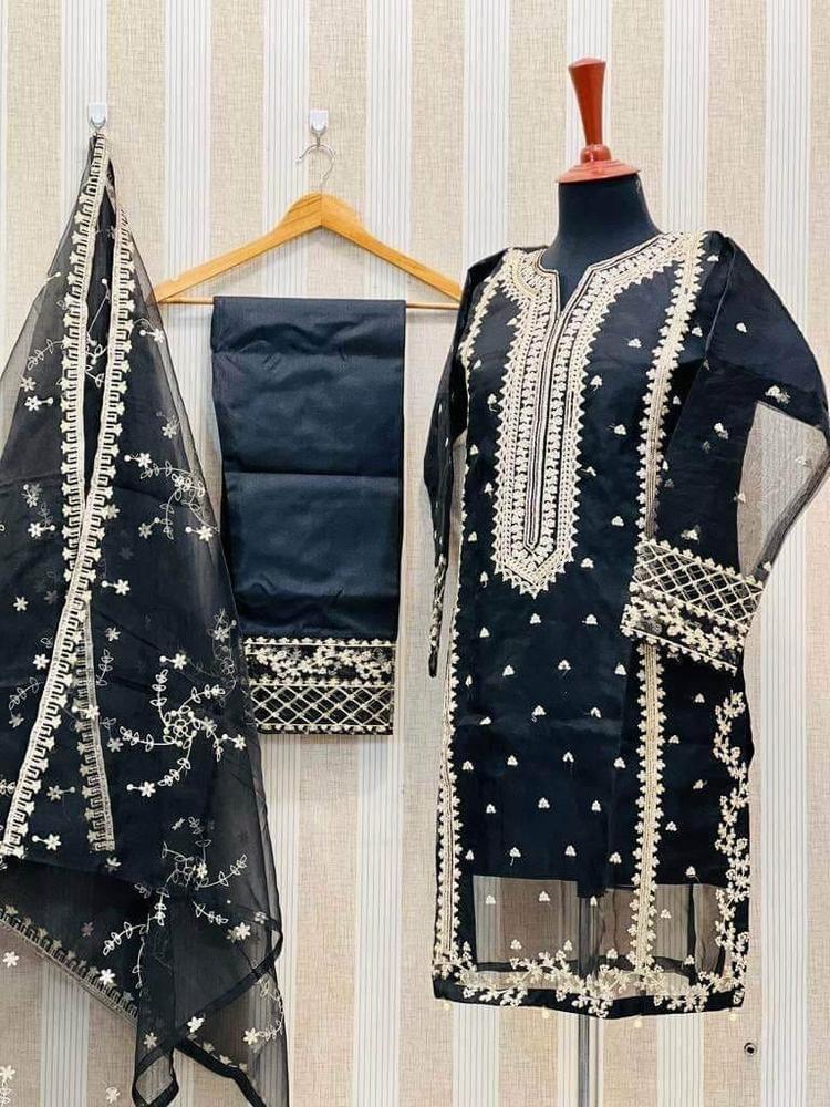 Product Name: 3 Pcs Women's Stitched Embroidered Suit – Black Organza
